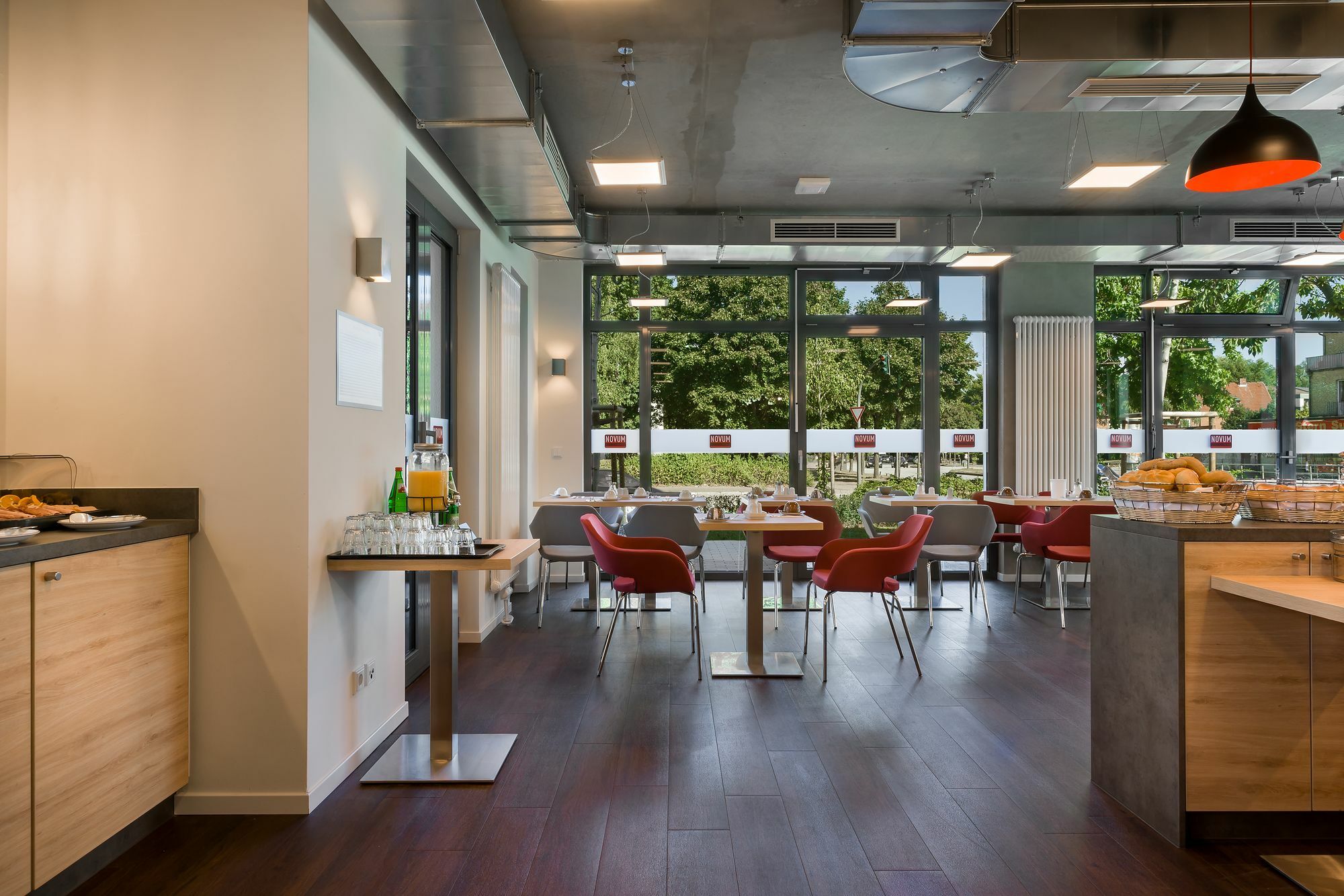 Signature East Hotel Apartment Хамбург Екстериор снимка